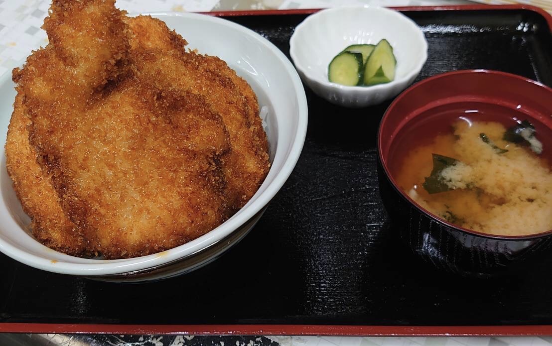 タレカツ丼の画像